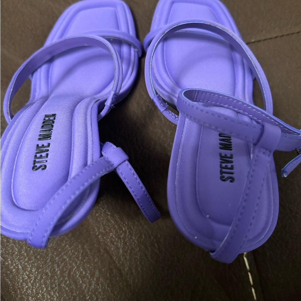 Steve Madden Lavender Strappy Heels - Picture 3 of 4